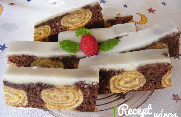 Csokis piskóta rolád | Receptváros